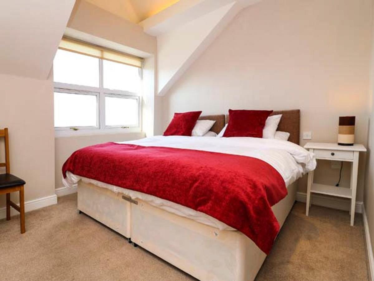 Royal Manor Park Apartment Ландъндо Екстериор снимка